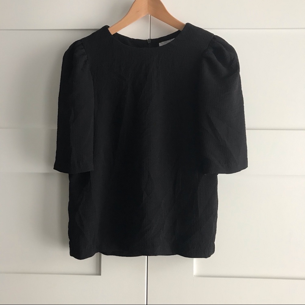 H&M puff sleeve textured top